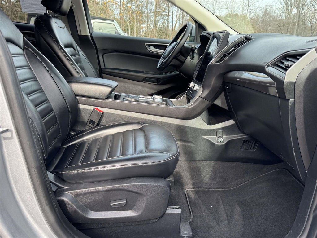 Used 2024 Ford Edge SEL image 13