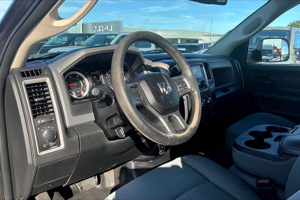 Used 2016 RAM 2500 Tradesman w/ Chrome Appearance Group AWD/4WD image 13