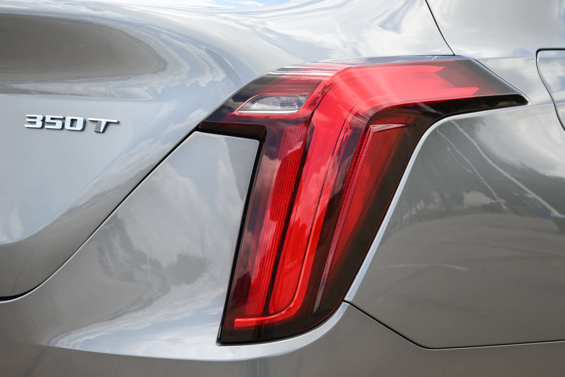 Used 2020 Cadillac CT4 Premium Luxury w/ Climate Package RWD image 23