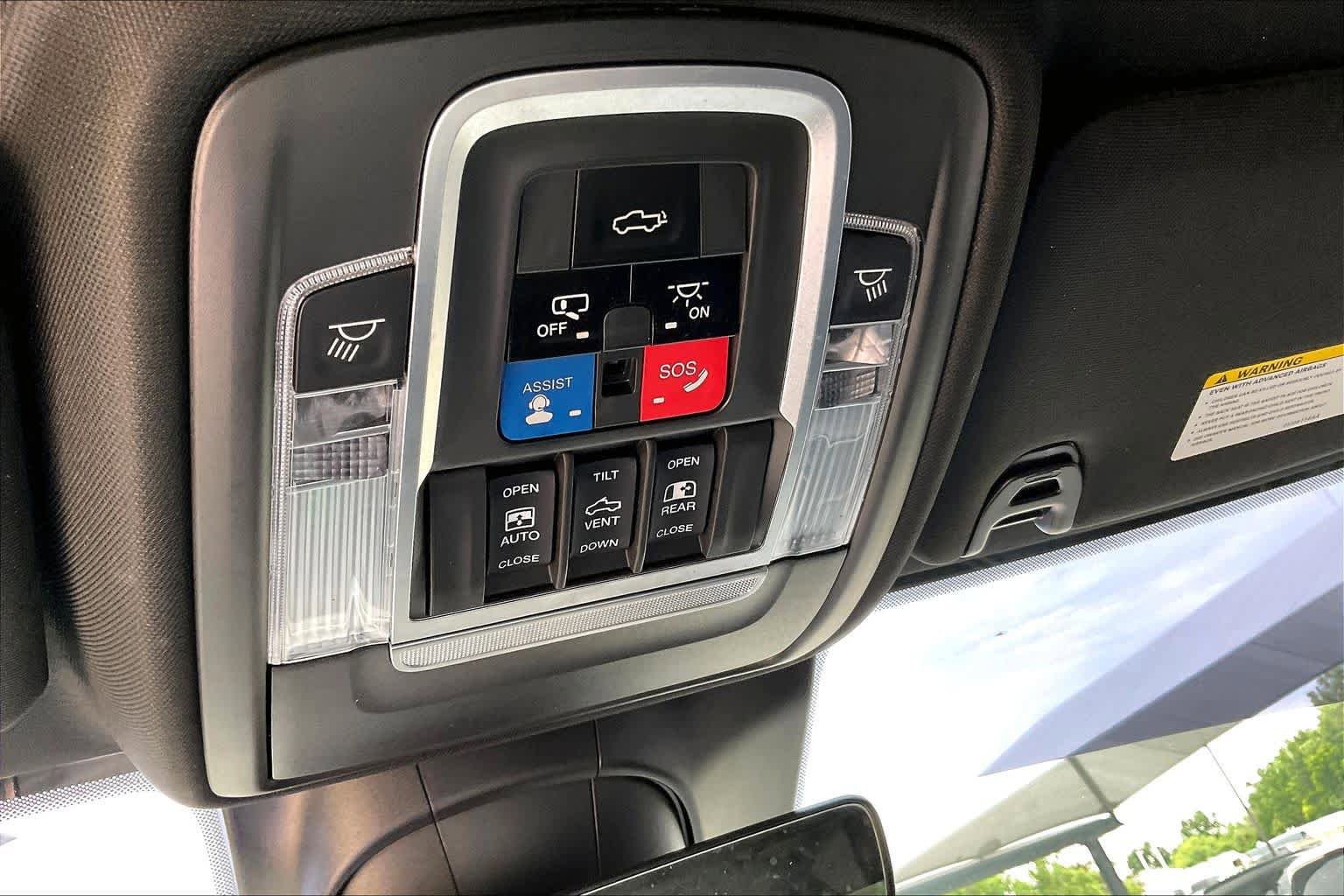 Used 2019 RAM 3500 Limited AWD/4WD image 32