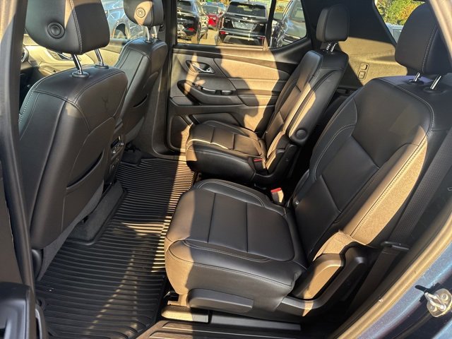 Used 2023 Chevrolet Traverse LT w/ LT Premium Package image 21