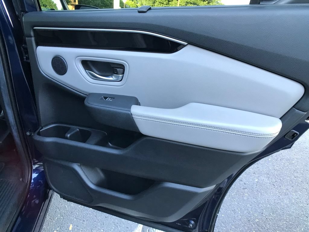 Certified 2024 Honda Pilot Touring image 30