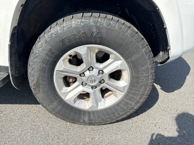 Used 2018 Toyota 4Runner SR5 Premium AWD/4WD image 11