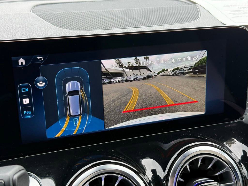 Used 2026 Mercedes-Benz GLB 250 image 5
