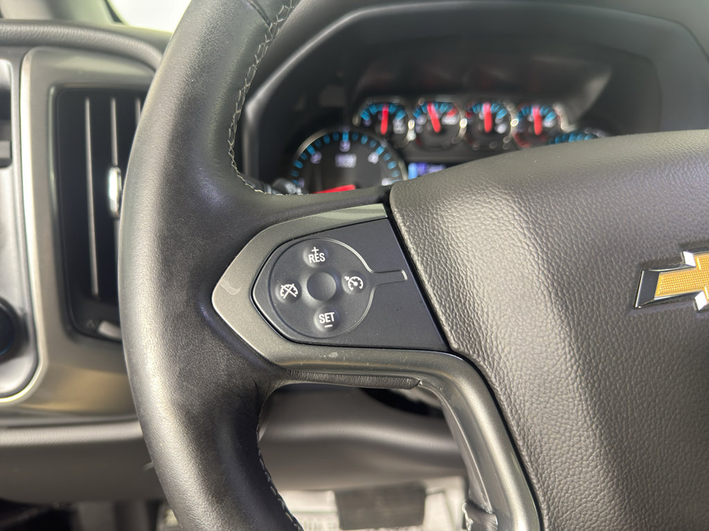 Used 2018 Chevrolet Silverado 1500 LT w/ All Star Edition AWD/4WD image 19