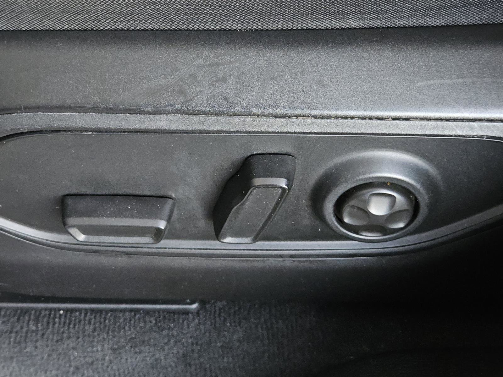 Used 2022 Jeep Grand Cherokee Limited image 28