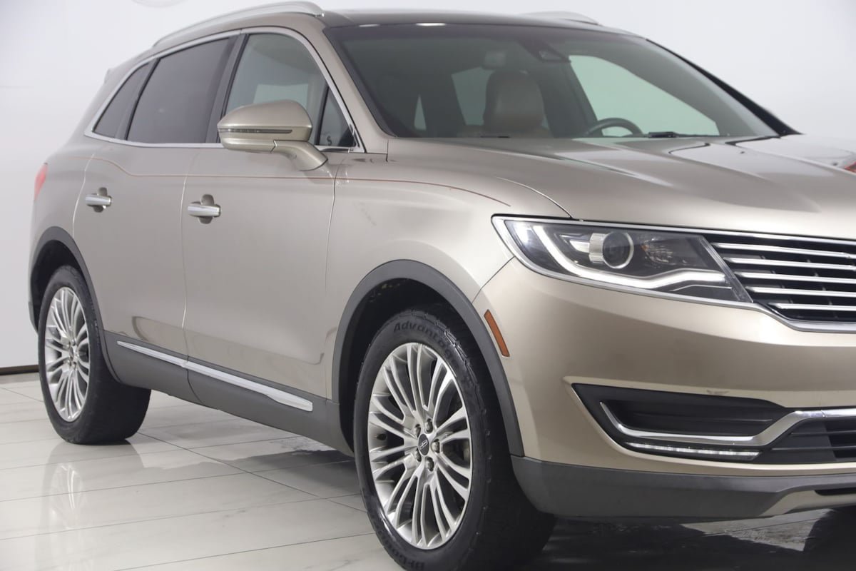 Used 2018 Lincoln MKX Reserve w/ Lincoln MKX Climate Package AWD/4WD image 39