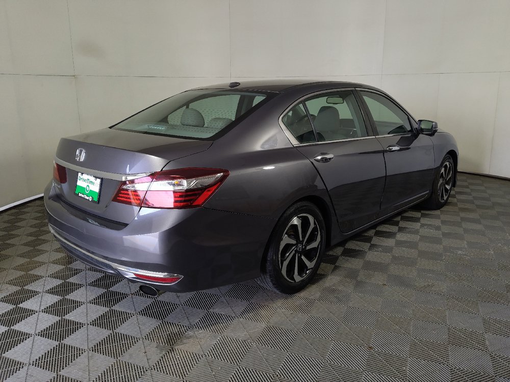 Used 2017 Honda Accord EX-L image 10