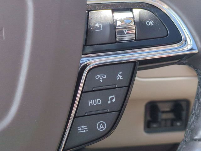 Used 2022 Lincoln Navigator Reserve image 18