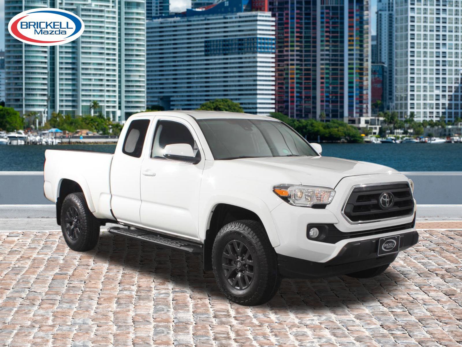Used 2021 Toyota Tacoma SR5 RWD image 2