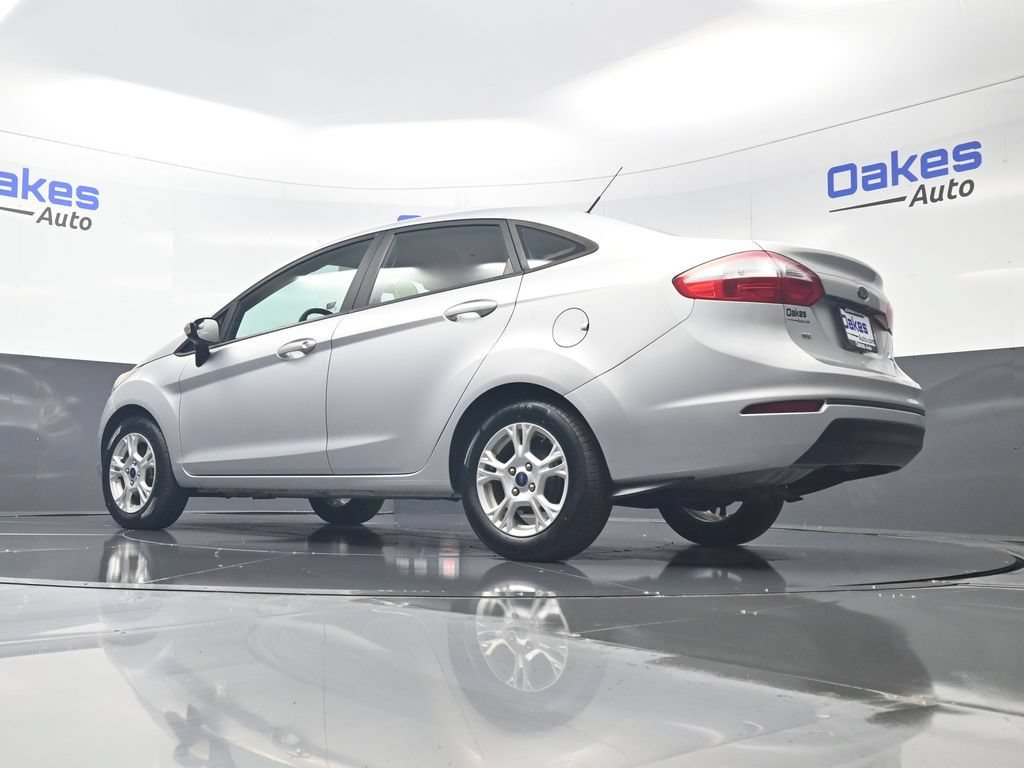 Used 2016 Ford Fiesta SE w/ Cold Weather Package FWD image 37
