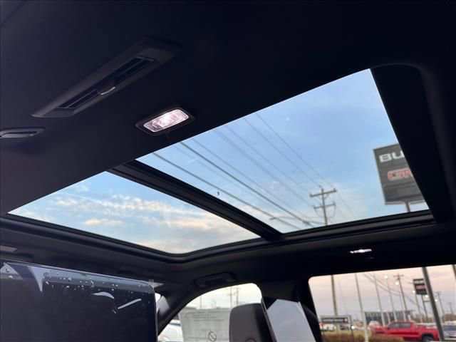 New 2026 GMC Yukon Denali w/ Denali Reserve Package image 24