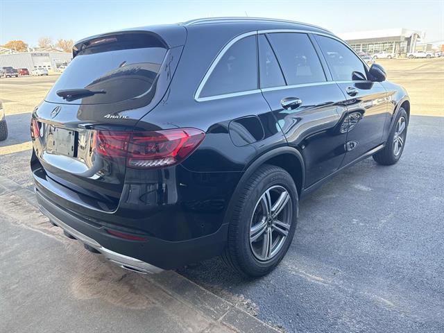 Used 2021 Mercedes-Benz GLC 300 4MATIC image 4