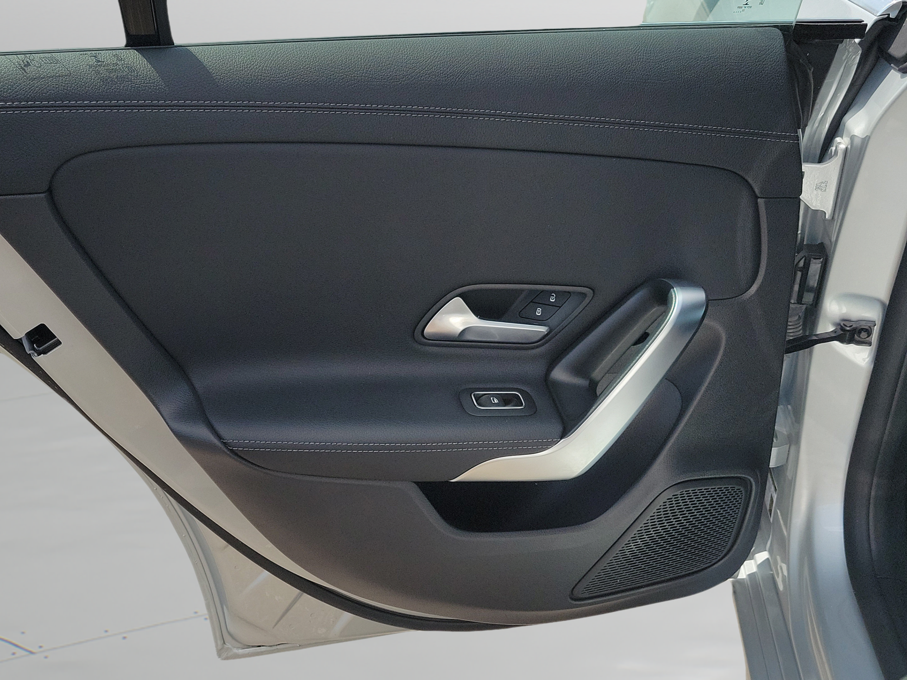 Certified 2023 Mercedes-Benz CLA 250 image 6
