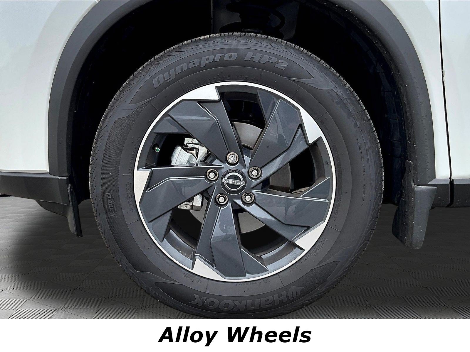 Certified 2026 Nissan Rogue SV AWD/4WD image 33