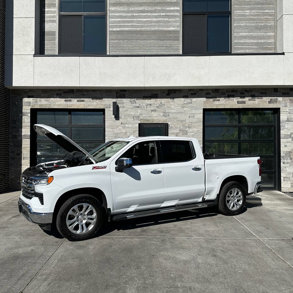 Used 2024 Chevrolet Silverado 1500 LTZ w/ LTZ Premium Package AWD/4WD image 23