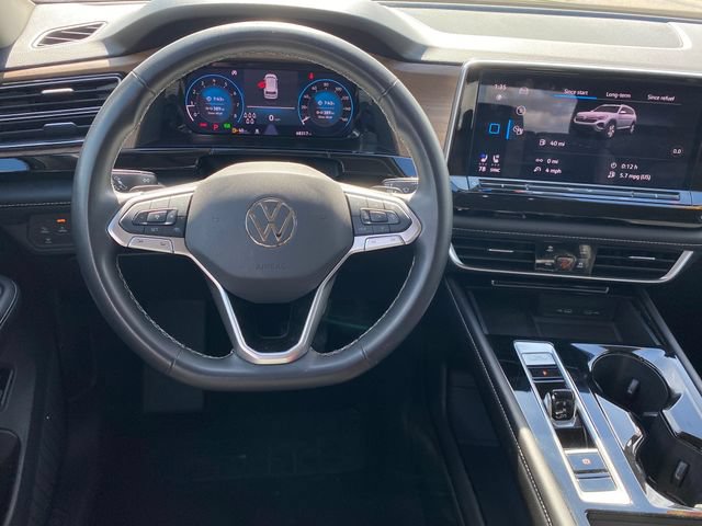 Used 2024 Volkswagen Atlas SE AWD/4WD image 6