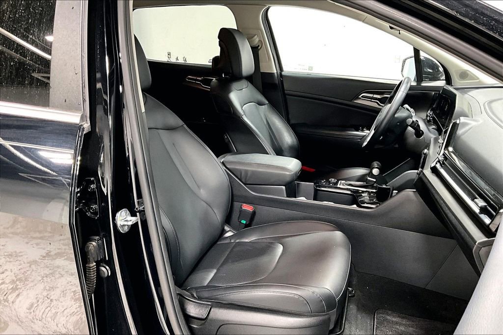 Used 2023 Kia Sportage EX image 10
