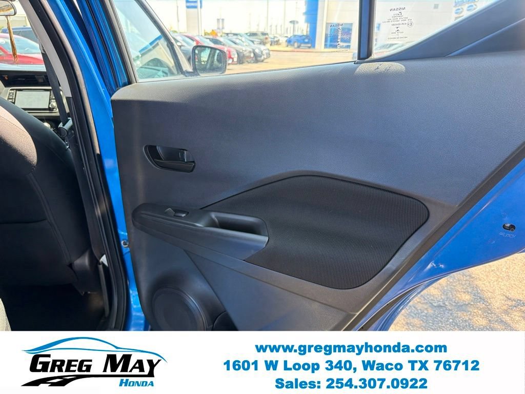 Used 2021 Nissan Kicks S FWD image 26