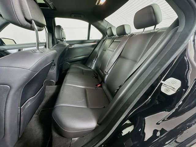 Used 2014 Mercedes-Benz C 300 4MATIC Sedan image 24