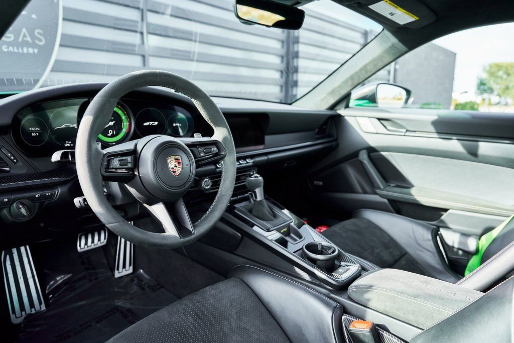Used 2023 Porsche 911 GT3 image 2