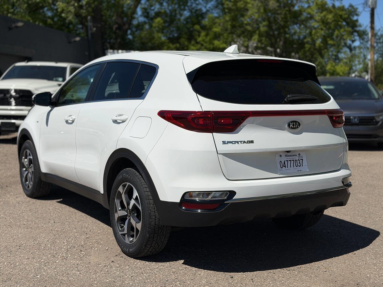 Used 2020 Kia Sportage LX w/ LX Popular Package AWD/4WD image 3