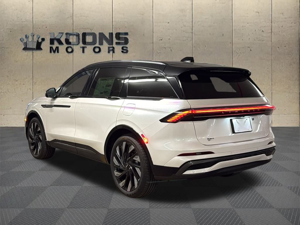 New 2026 Lincoln Nautilus Reserve AWD/4WD image 3