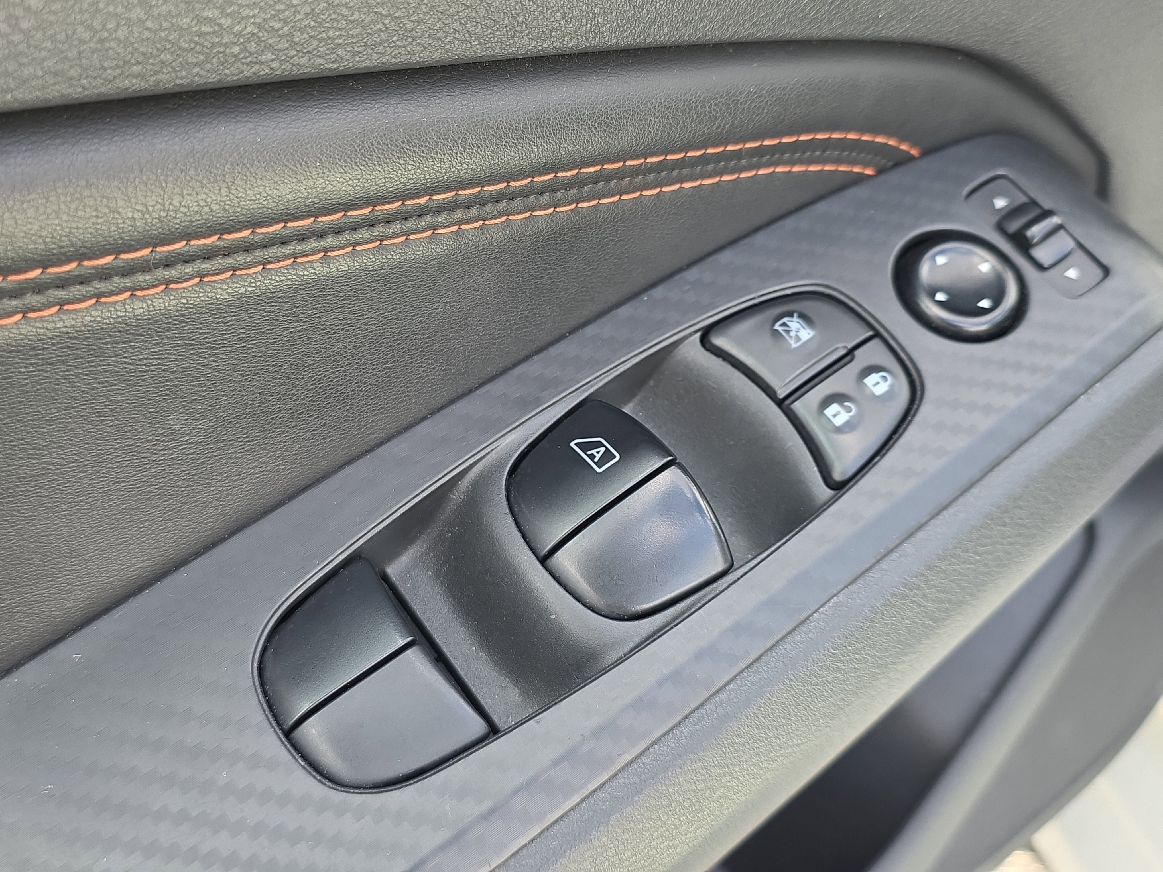 Used 2022 Nissan Altima 2.5 SR image 22