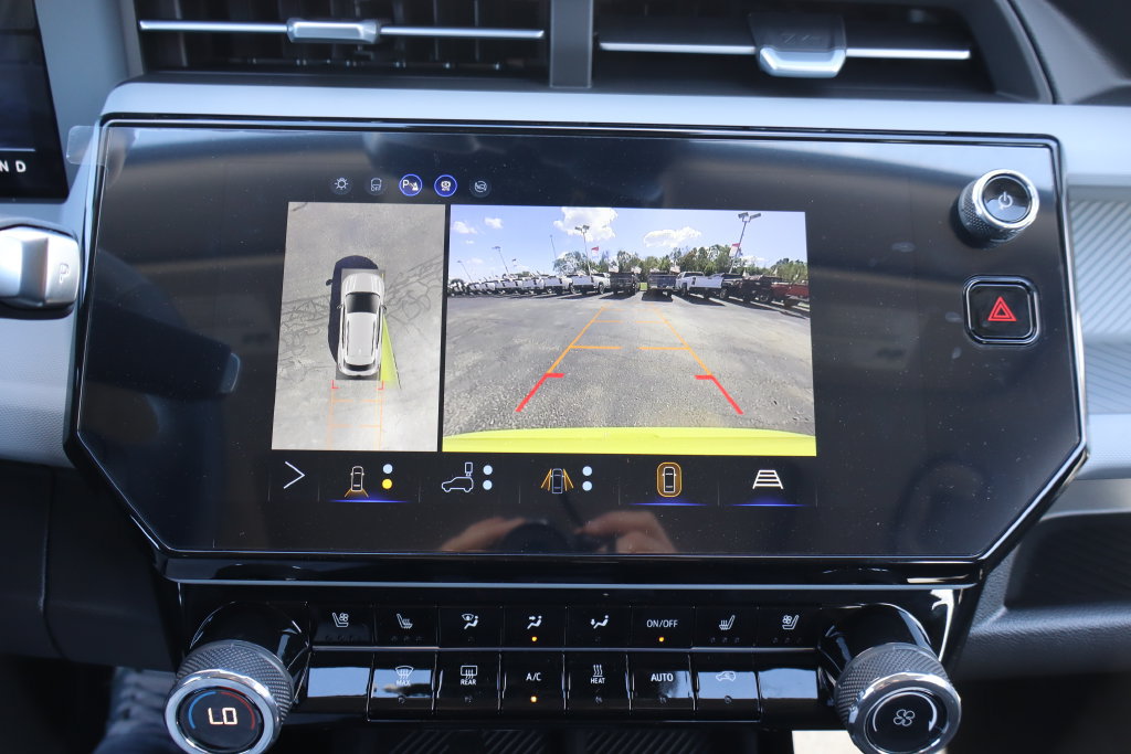 New 2027 Chevrolet Bolt RS w/ Super Cruise Package FWD image 11