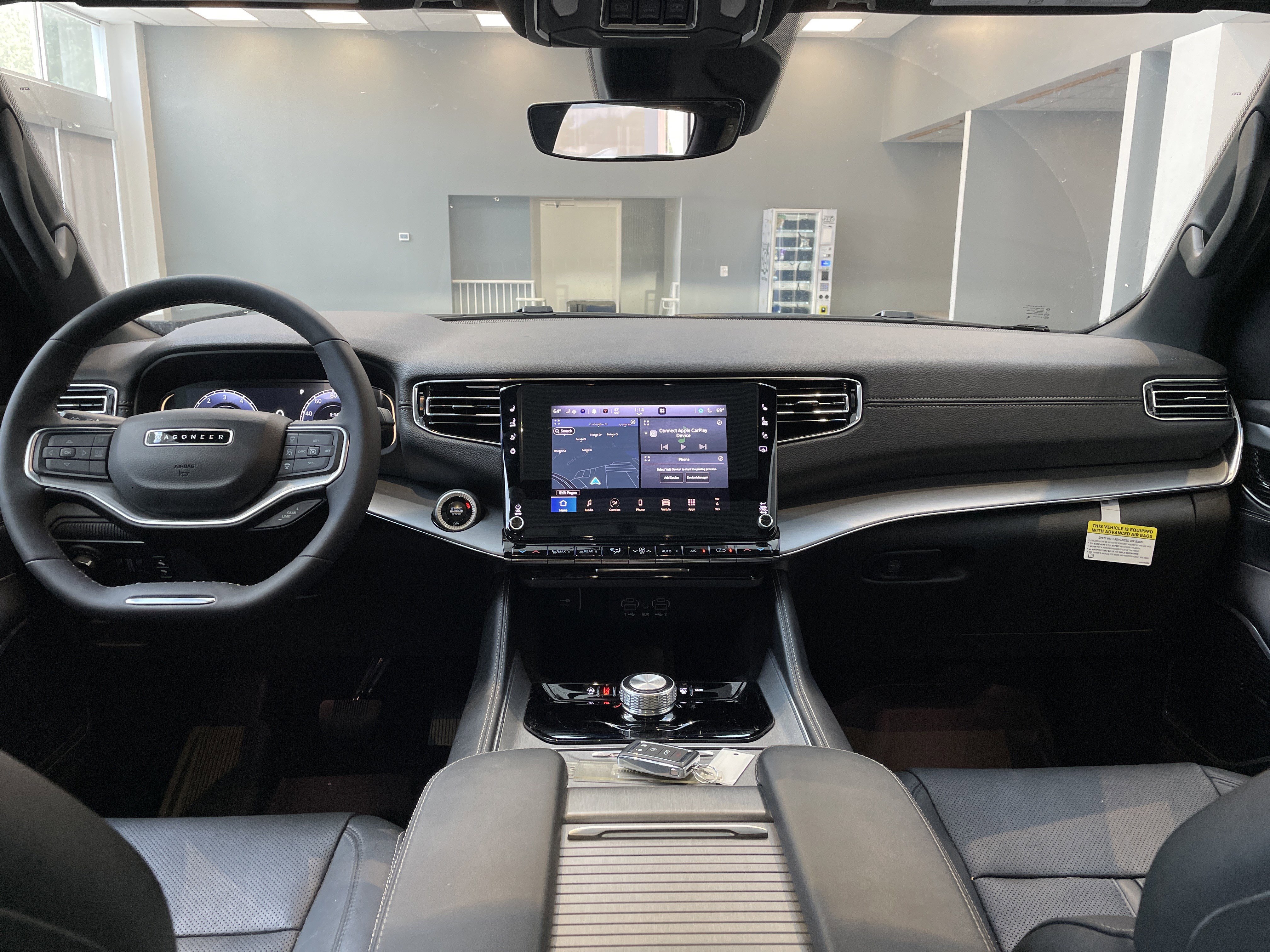 Used 2024 Jeep Wagoneer Series II image 31