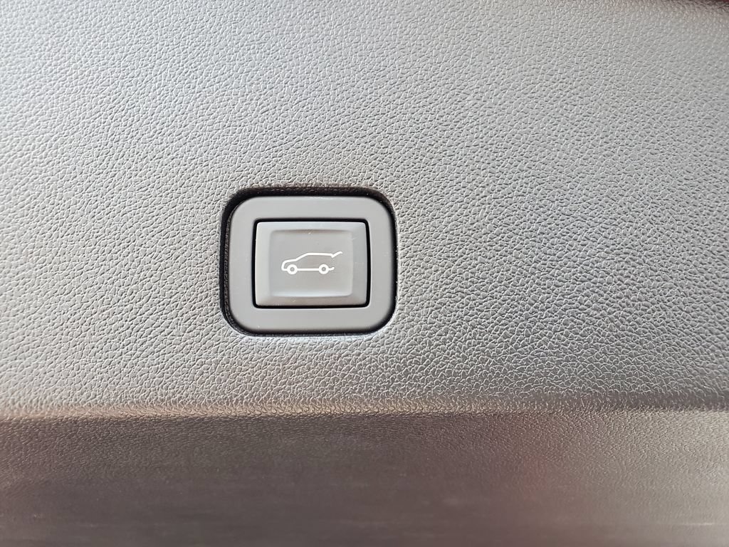 Certified 2024 Cadillac XT6 Premium Luxury AWD/4WD image 41