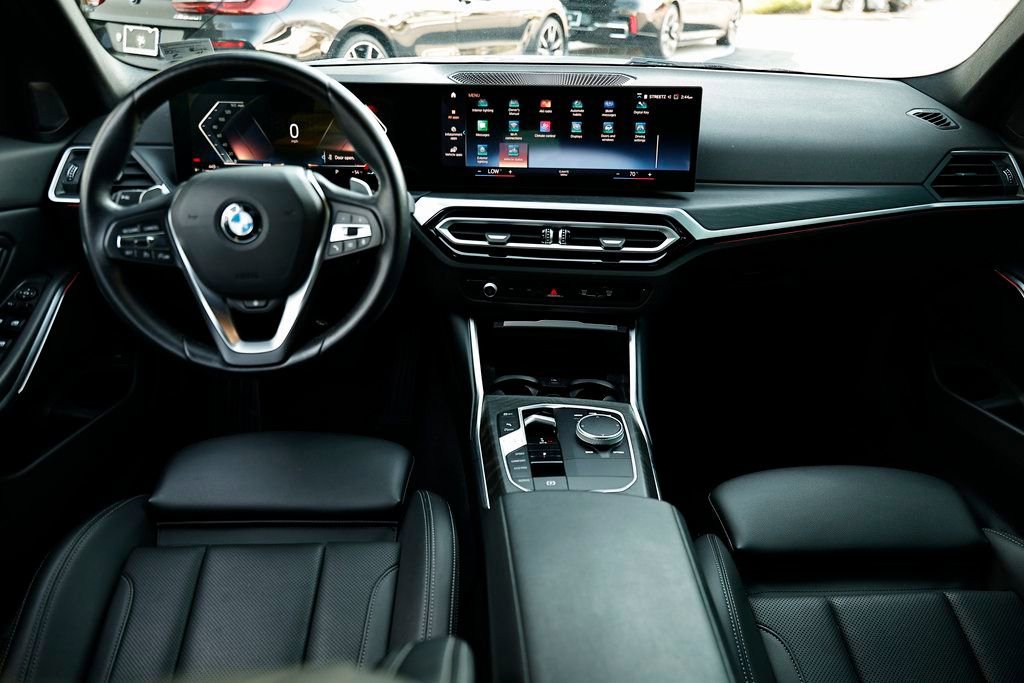 Used 2023 BMW 330i xDrive 330i xDrive w/ Driving Assistance Package image 25
