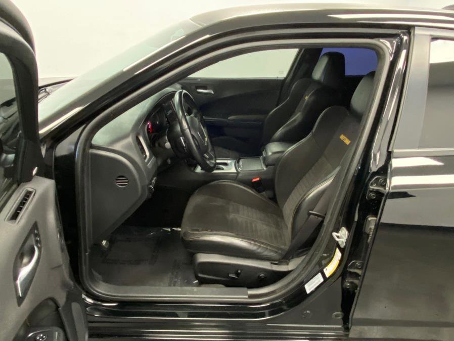 Used 2017 Dodge Charger R/T image 20