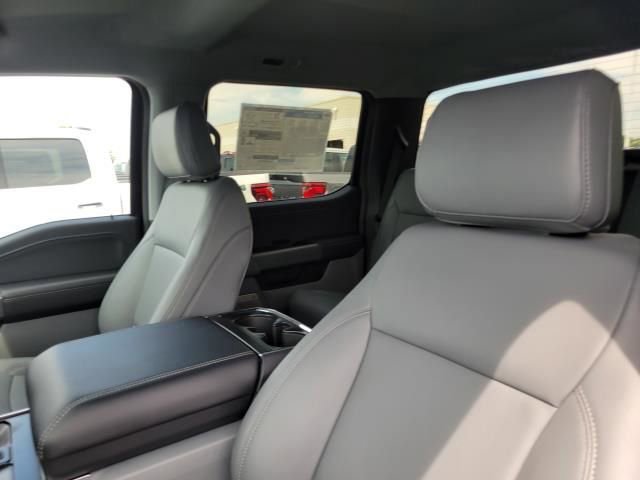 New 2025 Ford F150 Lightning Flash image 23