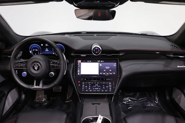 Certified 2024 Maserati GranCabrio Trofeo AWD/4WD image 13