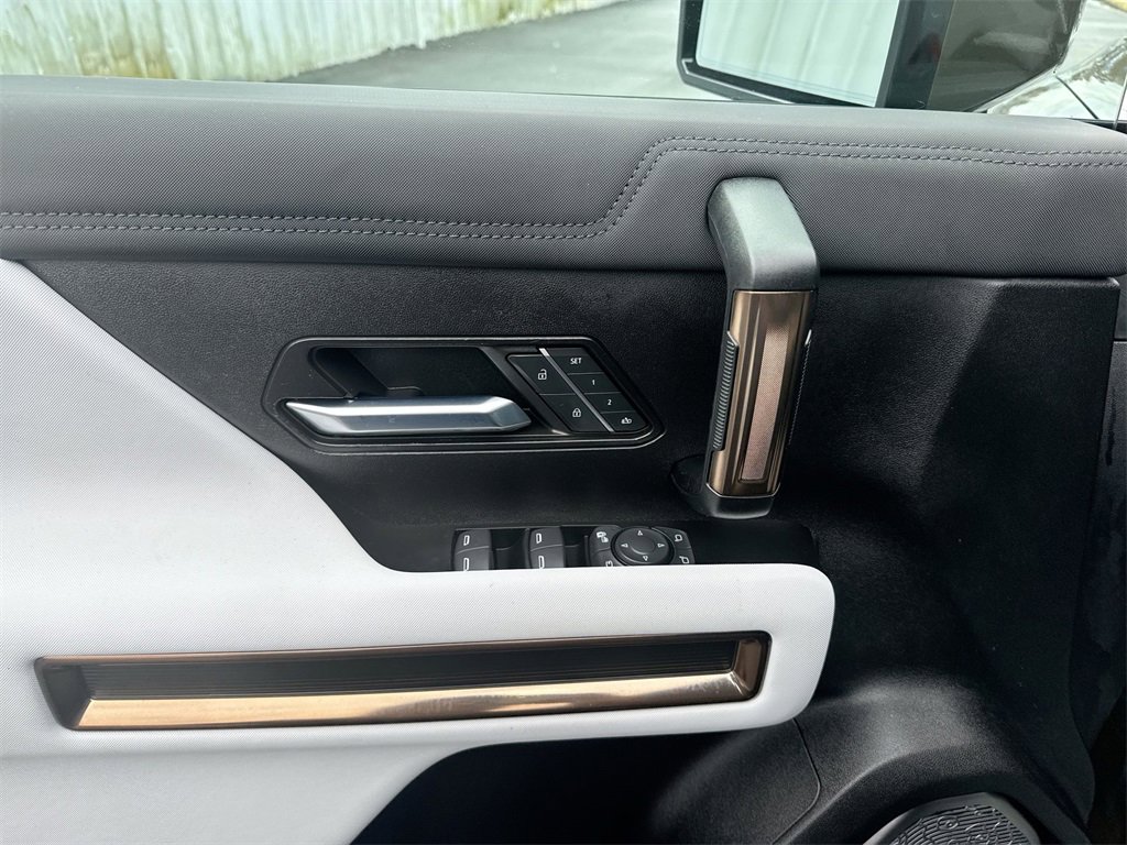 Used 2024 GMC Hummer EV 3X image 15