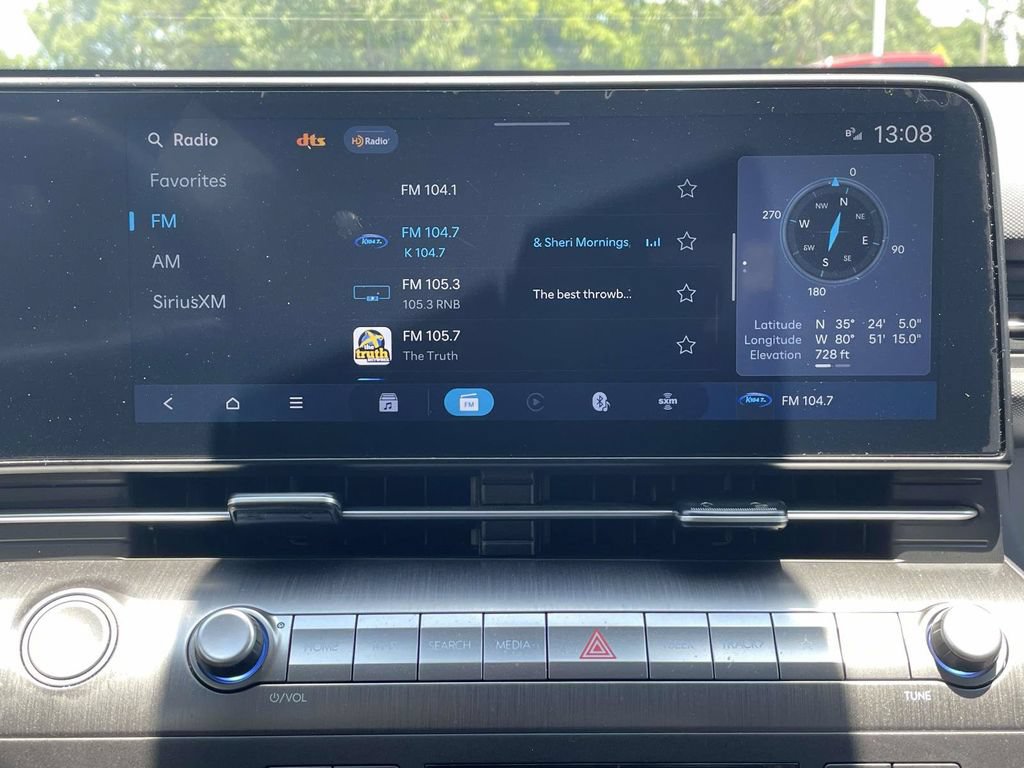 Used 2024 Hyundai Kona SEL AWD/4WD image 32