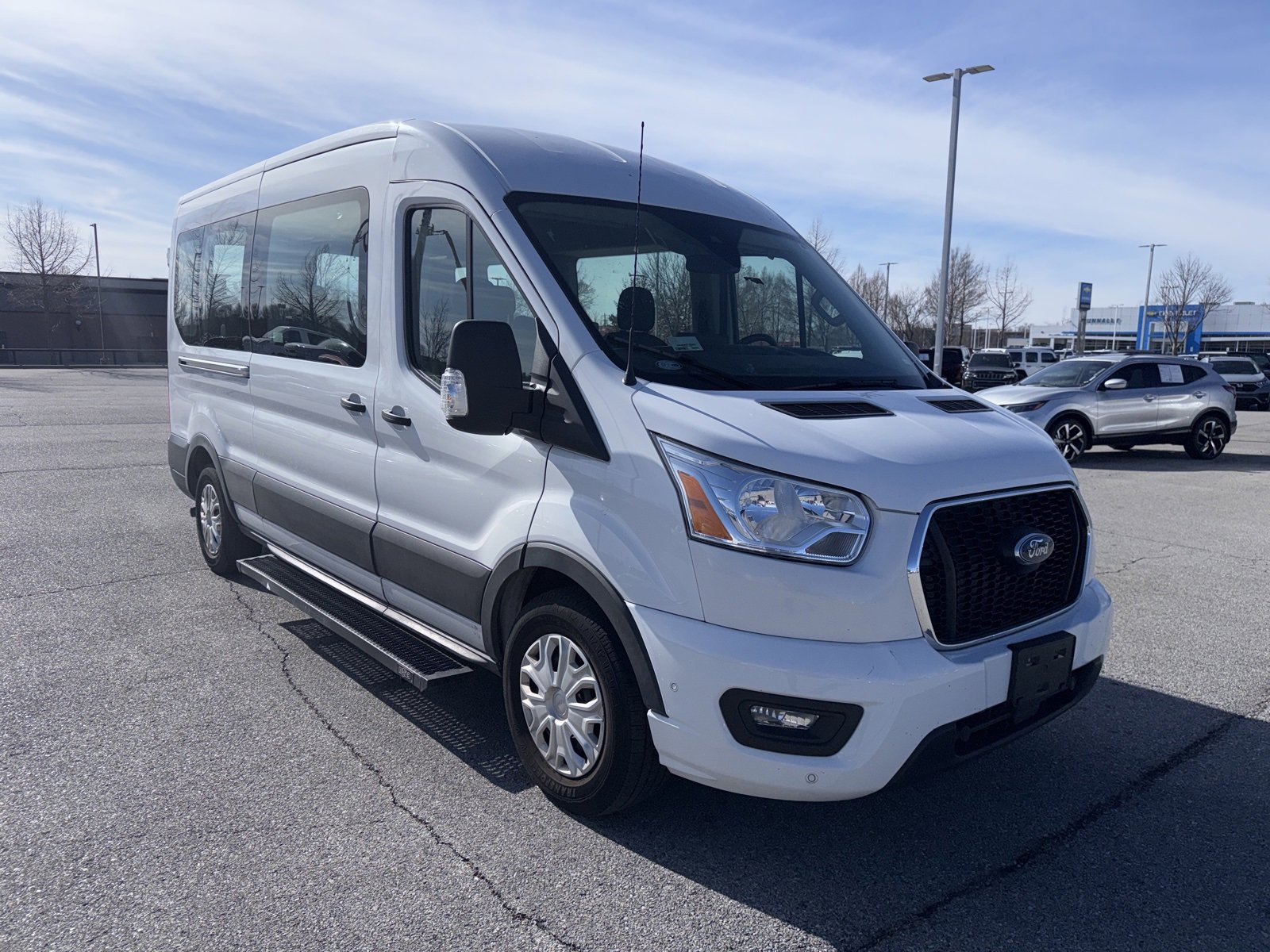 Used 2022 Ford Transit 350 XLT image 3