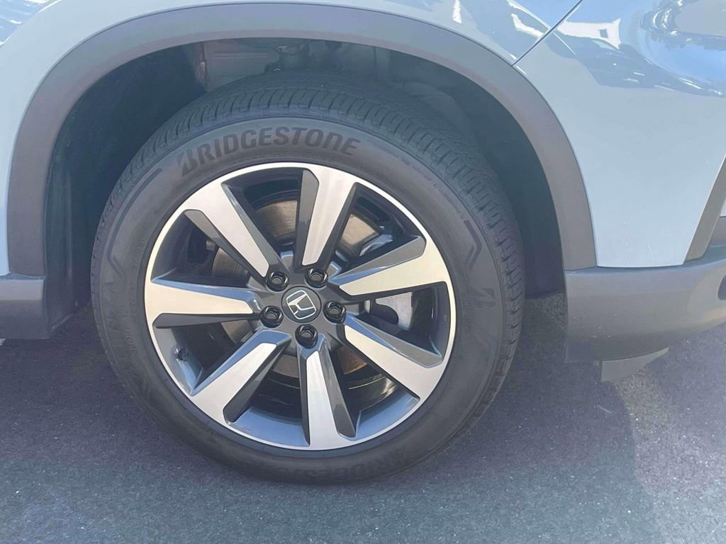 Certified 2024 Honda Pilot Touring image 8