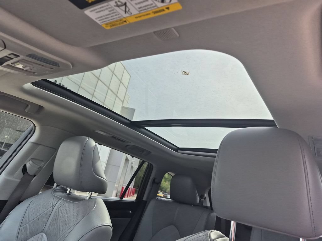 Used 2021 Toyota Highlander Platinum AWD/4WD image 7