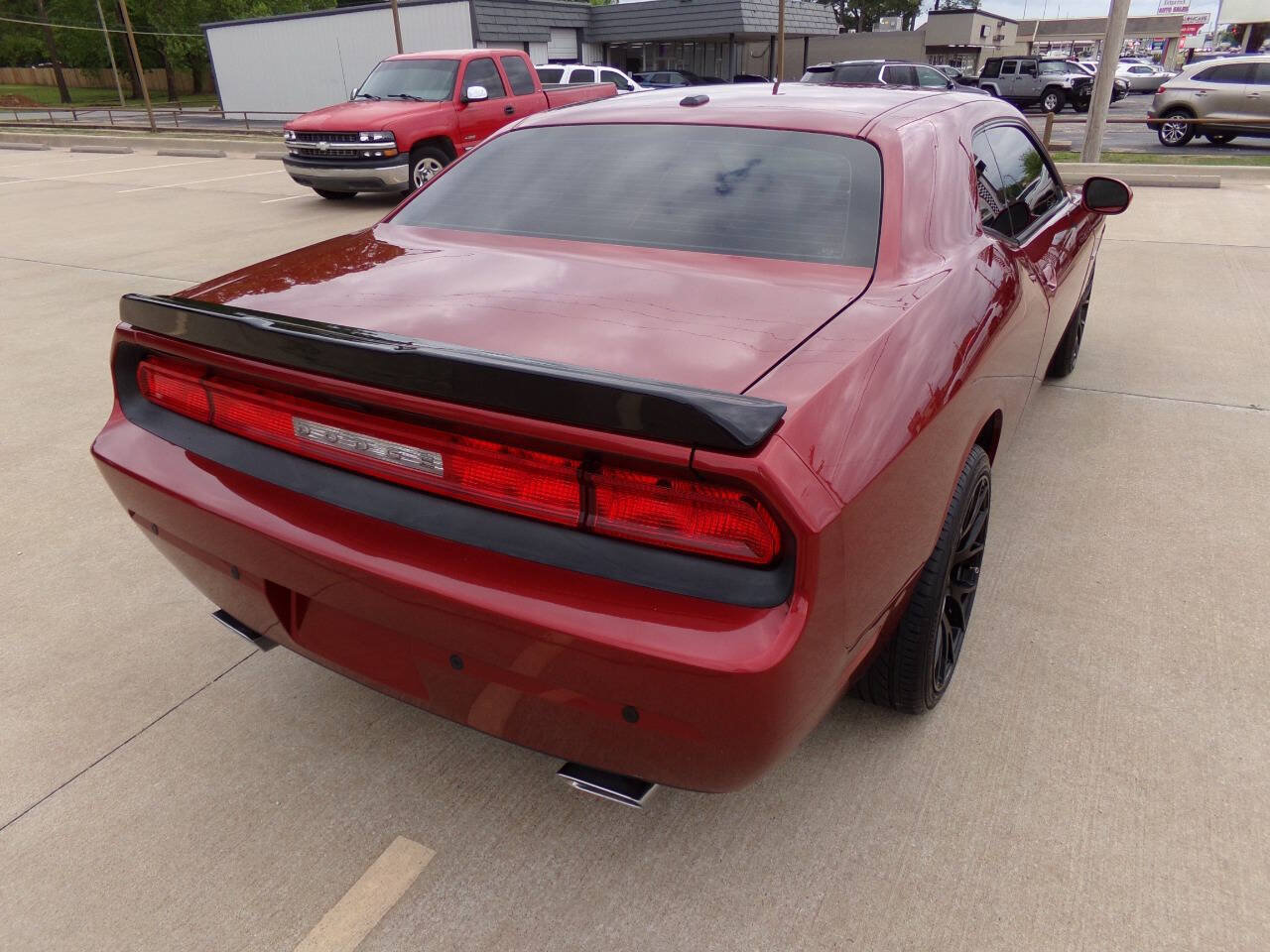 Used 2014 Dodge Challenger R/T RWD image 34