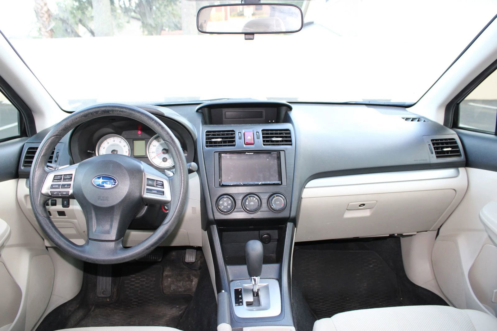 Used 2014 Subaru Impreza 2.0i Premium w/ All-Weather Package w/CVT image 10