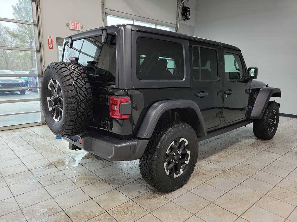Used 2024 Jeep Wrangler Unlimited Rubicon 4xe image 14