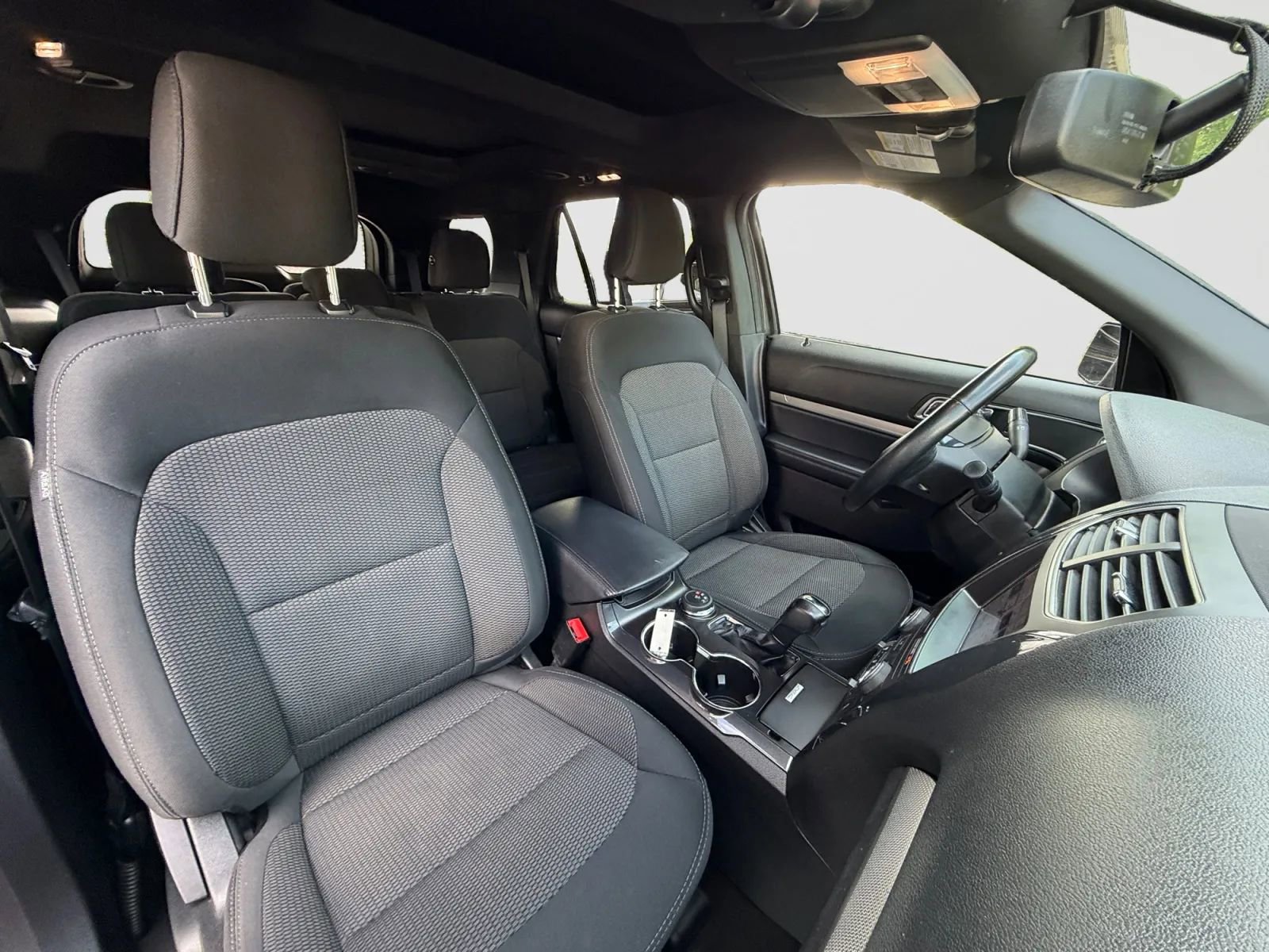 Used 2019 Ford Explorer XLT w/ Equipment Group 201A AWD/4WD image 23