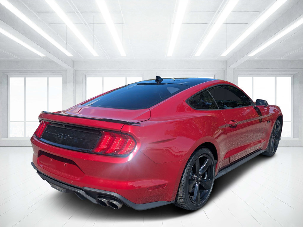 Used 2021 Ford Mustang GT Premium w/ Black Accent Package RWD image 3