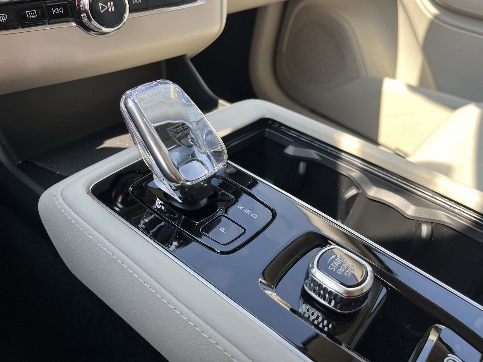 New 2026 Volvo XC90 B5 Ultra image 19