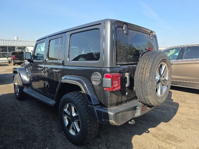 Used 2018 Jeep Wrangler Unlimited Sahara w/ LED Lighting Group AWD/4WD image 9
