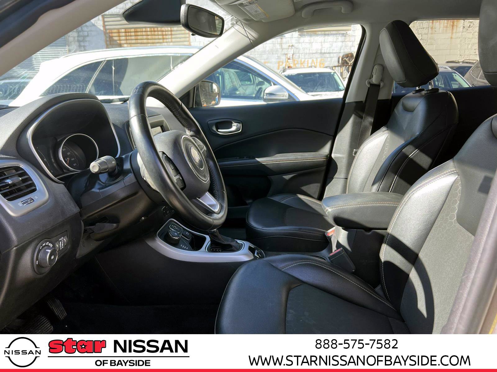 Used 2019 Jeep Compass Latitude image 17