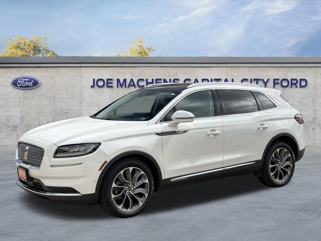 Used 2022 Lincoln Nautilus Reserve image 9