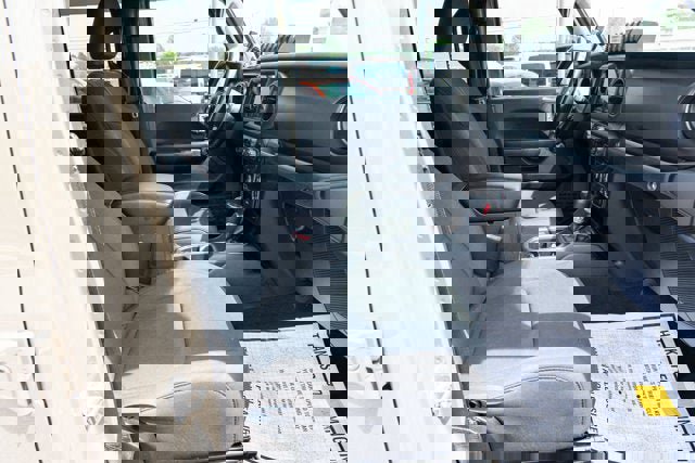 Used 2020 Jeep Gladiator Sport w/ Quick Order Package 24S image 38